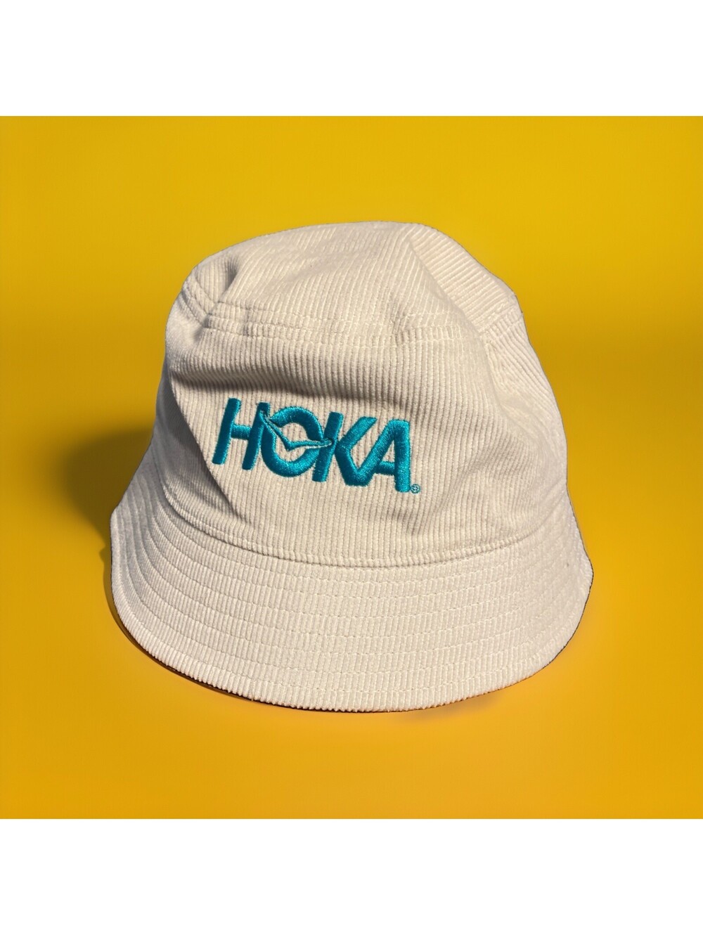 Hoka One One Summer Mile Club Running Bucket Hat Corduroy Cream Beige